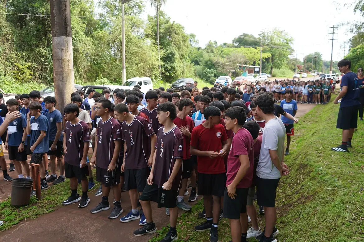 Más de 800 estudiantes participaron de la Maratón de las Olimpiadas Estudiantiles 2026 3